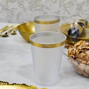 כוסות שקופות אטומות איכותיות עם פס זהב - 10 יחידות